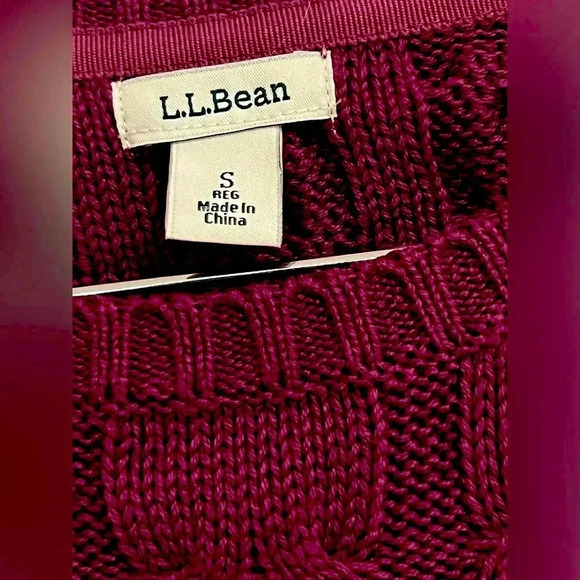 LL Bean Sweater Womens Small size Purple Magenta Cable Knit Fishermans Crew Neck - Picture 3 of 9